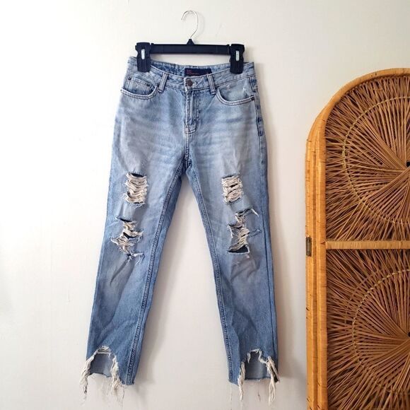 FINAL SALE T.B2 Trend Basic Born Again Distressed Jeans - Picture 1 of 7